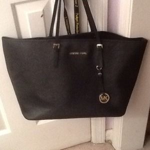 Michael Kors Tote