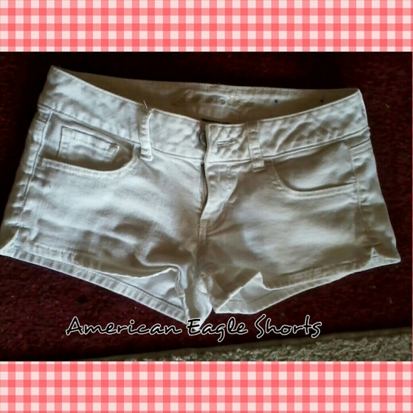 White American Eagle shorts.