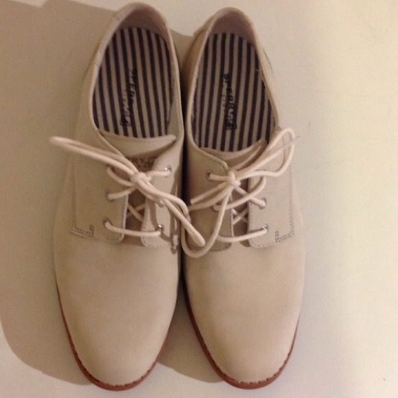 NWOT Sperry Oxfords