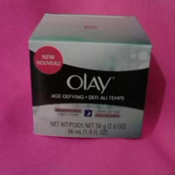Olay Age Defying Night Creme! New in Box!