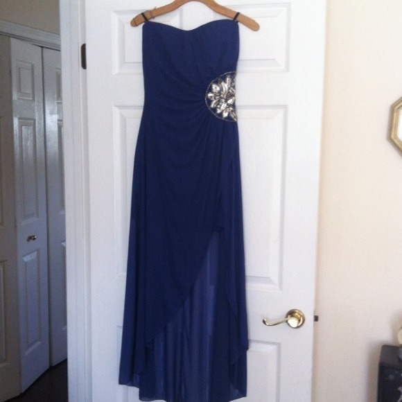 Beautiful strapless cocktail dress