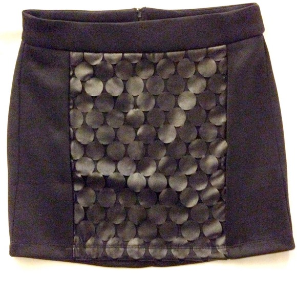 Forever 21 Skirts - Brand NEW* Forever21 black skirt w scale details Forever 21 Skirts - Brand NEW* Forever21 black skirt w scale details