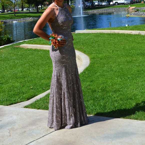 Tope prom dress