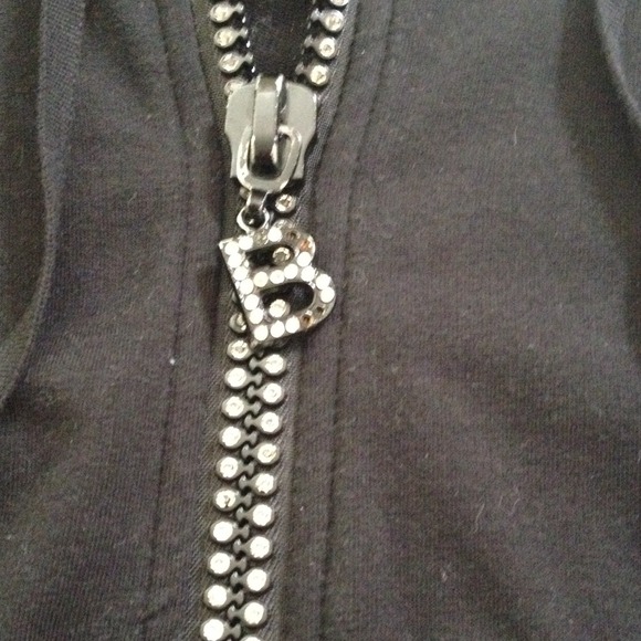 🚨Sold in Bundle 🚨BCBG hoodie - Picture 3 of 3