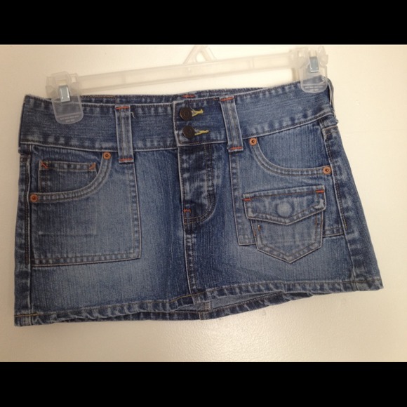 Hollister denim skirt