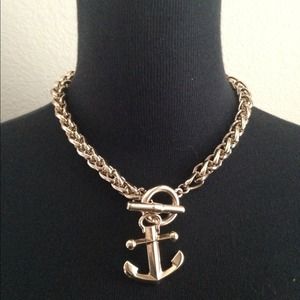 Brand new. Never worn anchor necklace