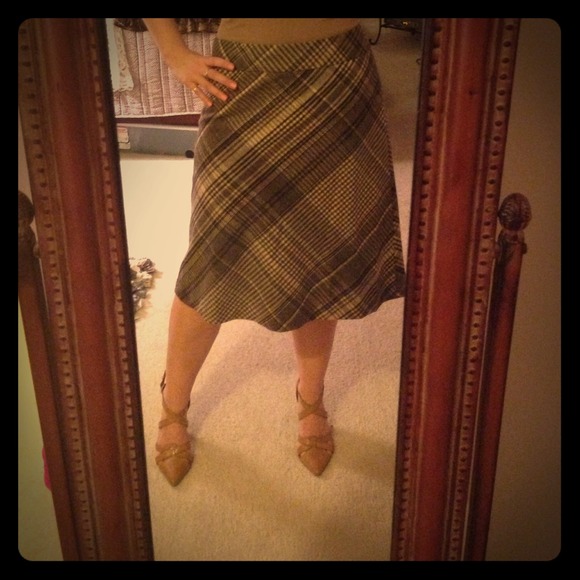 LOFT Plaid Skirt