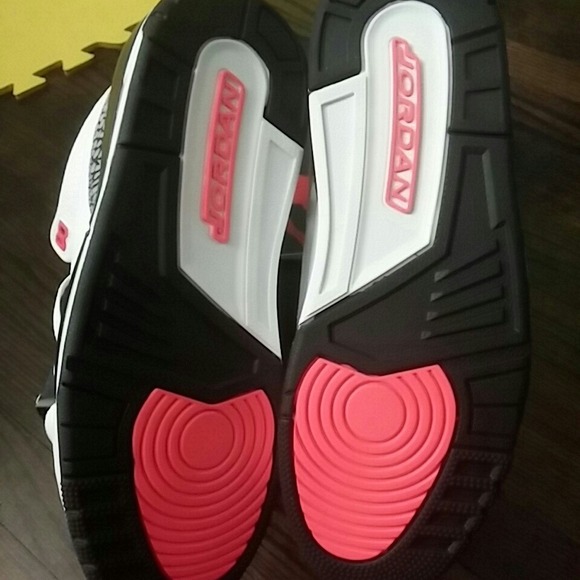 💣Jordan Infared 3s💣 - Picture 4 of 4