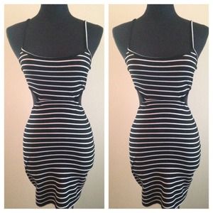 Only worn once! Cute form fitting black&white