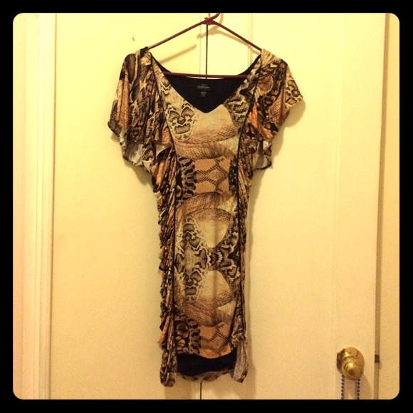 Sexy snake skin body-con dress!