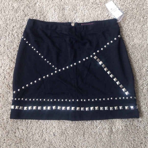 Body Central Dresses & Skirts - Body central black studded mini skirt