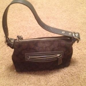 Coach handbag used in good condition