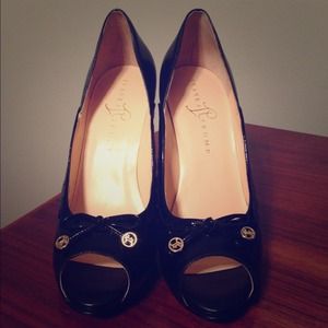 Ivanka Trump Black Pumps