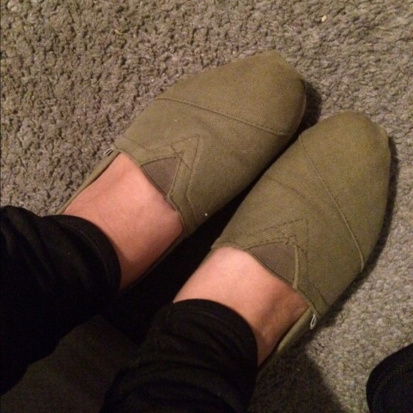 Green toms(: