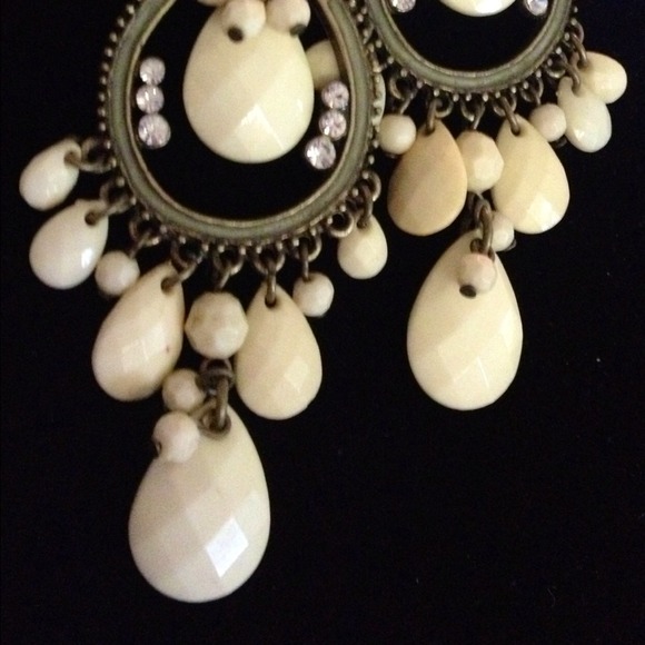 Bold & beautiful coming at you! - Picture 4 of 4