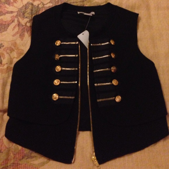 Black vest with gold zipper on the front - Picture 2 of 2