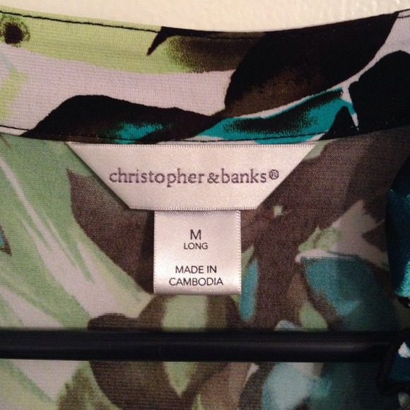 🔸sold🔸Christopher & Banks Medium top - Picture 2 of 3