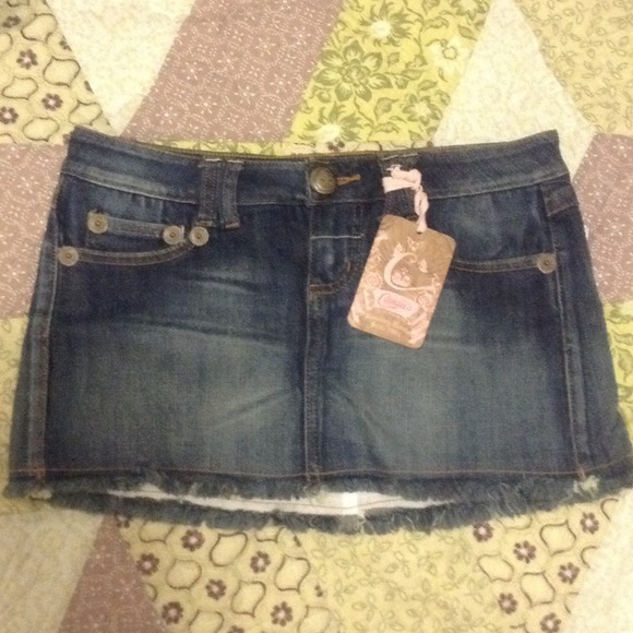 Slyt faded maong skirt