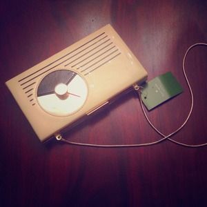 🕶 Kate Spade Radio Clutch Wristlet Purse Handbag