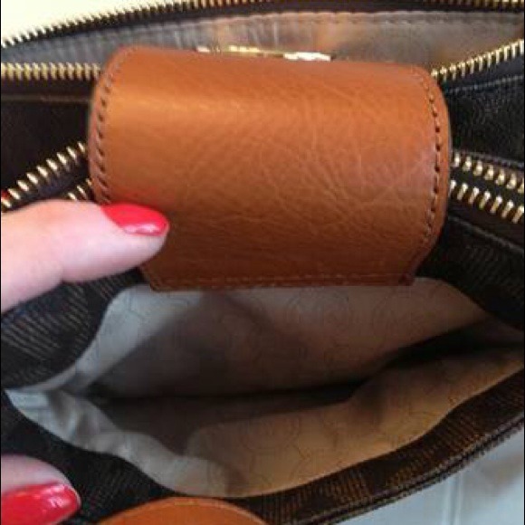 🚫Sold! Other site🚫 Michael Kors Fulton Crossbody - Picture 3 of 4