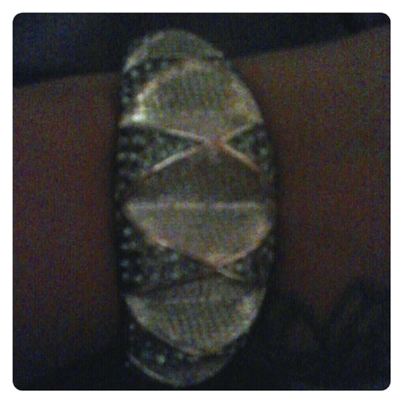 Silver chunky bangle with diamond studs on top