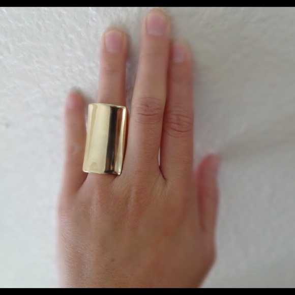 Accessories - Gold ring