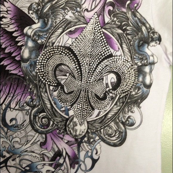 NWOT WHITE RHINESTONE EMBELLISHED TEE - Picture 2 of 3