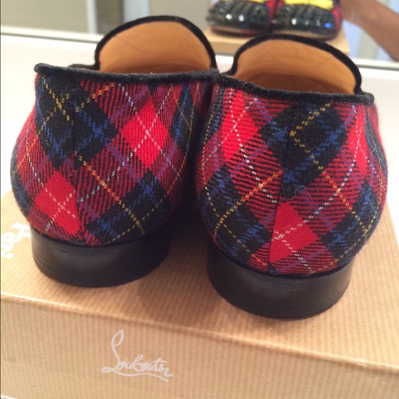 🚫SOLD🚫 CHRiSTiAN LOUBOUTiN FLATS - Picture 2 of 4