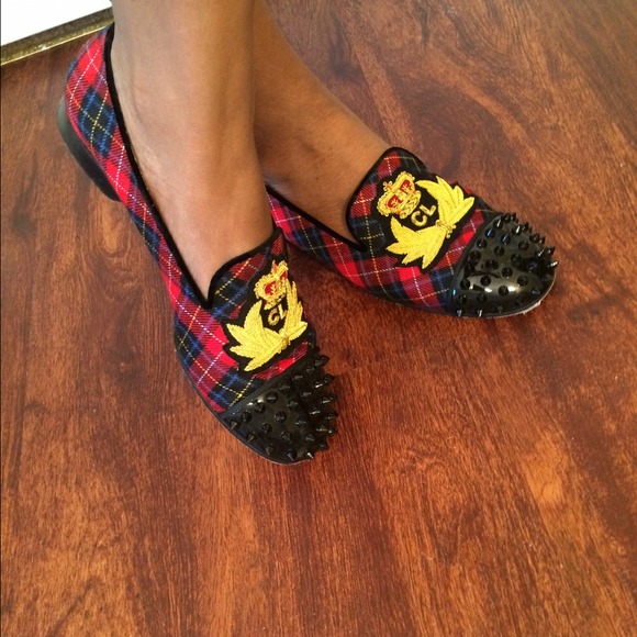 🚫SOLD🚫 CHRiSTiAN LOUBOUTiN FLATS - Picture 4 of 4