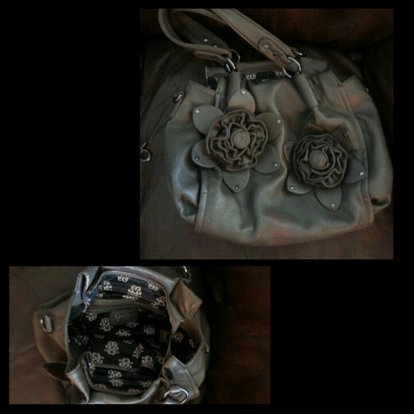 Medium Jessica Simpson purse