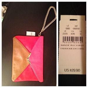 Adorable pink and tan clutch - new!!!