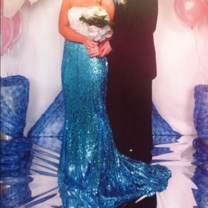 Prom dress