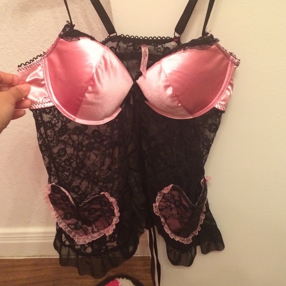 Hot!!!! - Picture 2 of 4