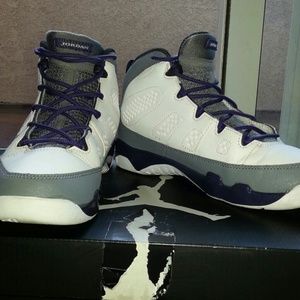 Jordan Retro 9 ????