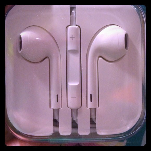 🔴sold🔴Brand new Apple earphones