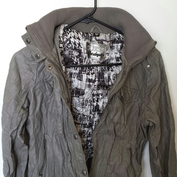 Leather jacket - Picture 3 of 3