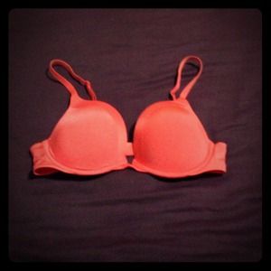Victoria's Secret push up bra 34C