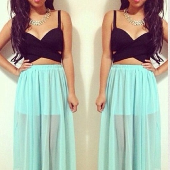 Dresses & Skirts - 😻Teal Color Long Maxi Skirt