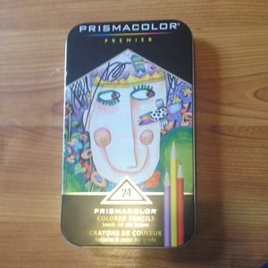 NWOT set of 24 prismacolor colored pencils