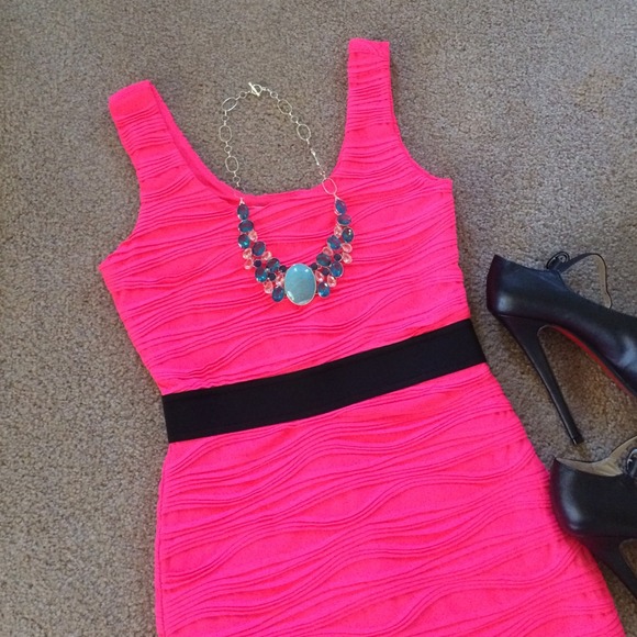 ️⛔️SOLD⛔️Pink Dress⚡️ - Picture 2 of 4