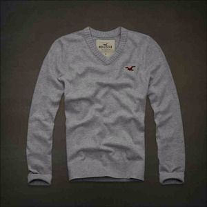 HOLLISTER SWEATER ✨