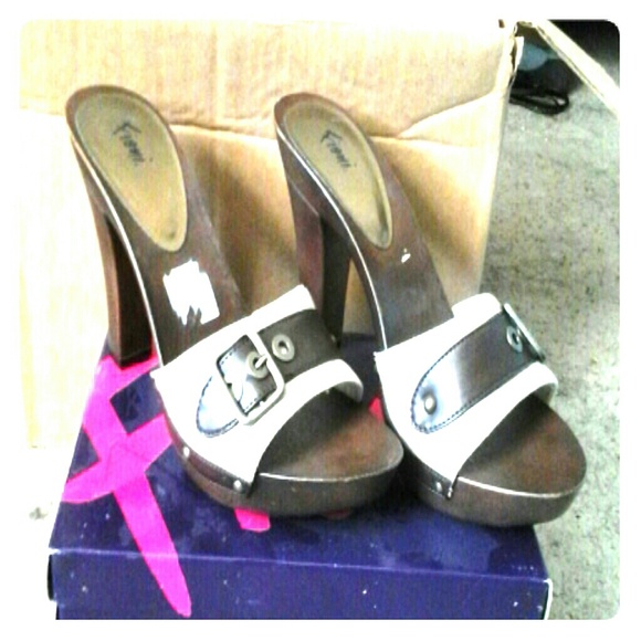 Heels. Basically new! (tried to remove sticker)