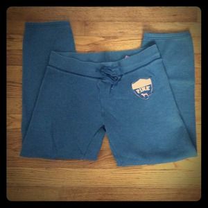 Pink Victoria's Secret - signature and bullhead