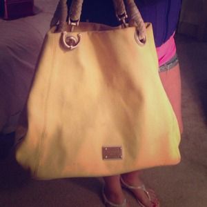 Michael Kors yellow beach tote 💛
