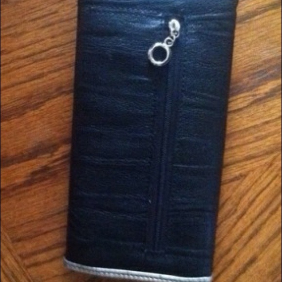 Wallet - Picture 2 of 2