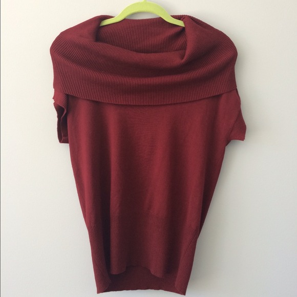 burgundy top ,80% Rayon, 20% Nylon ,great quality!