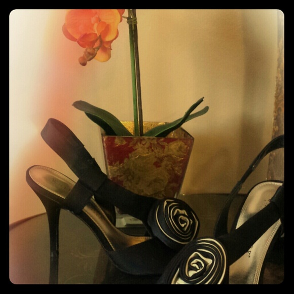 Dressy / formal sandals