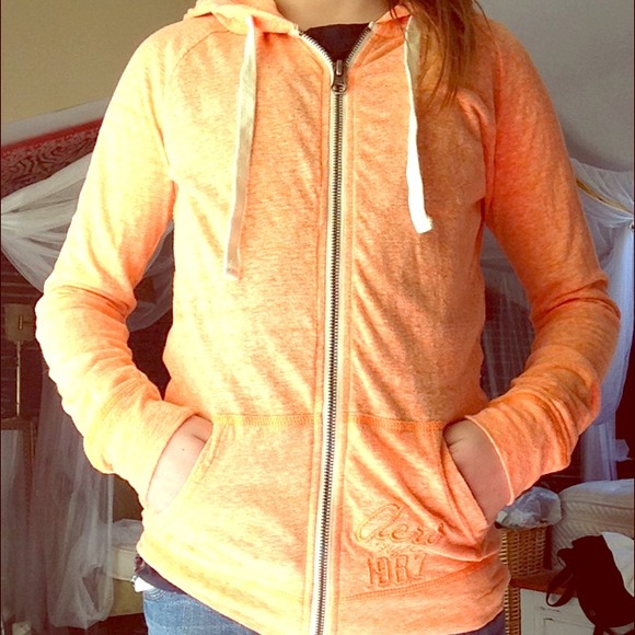 Aeropostale orange sweatshirt
