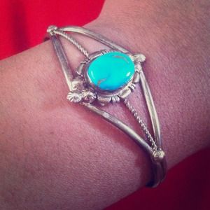 Navajo crafted silver and Turquoise Bracelet