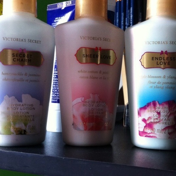 Lot of 3 Victoria secrets